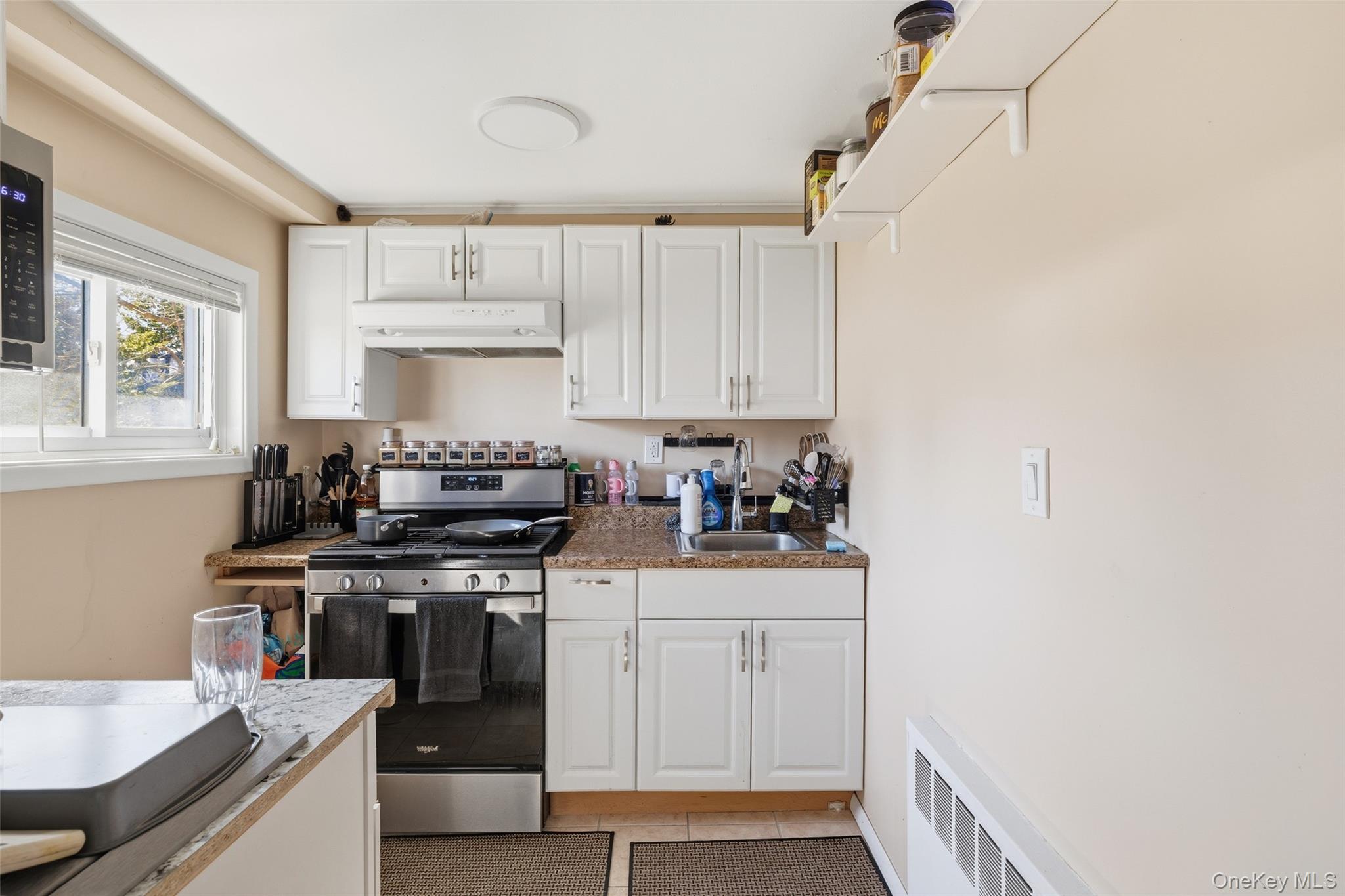 921 Edwards Boulevard Valley Stream, NY 11580 - Photo 16 of 29