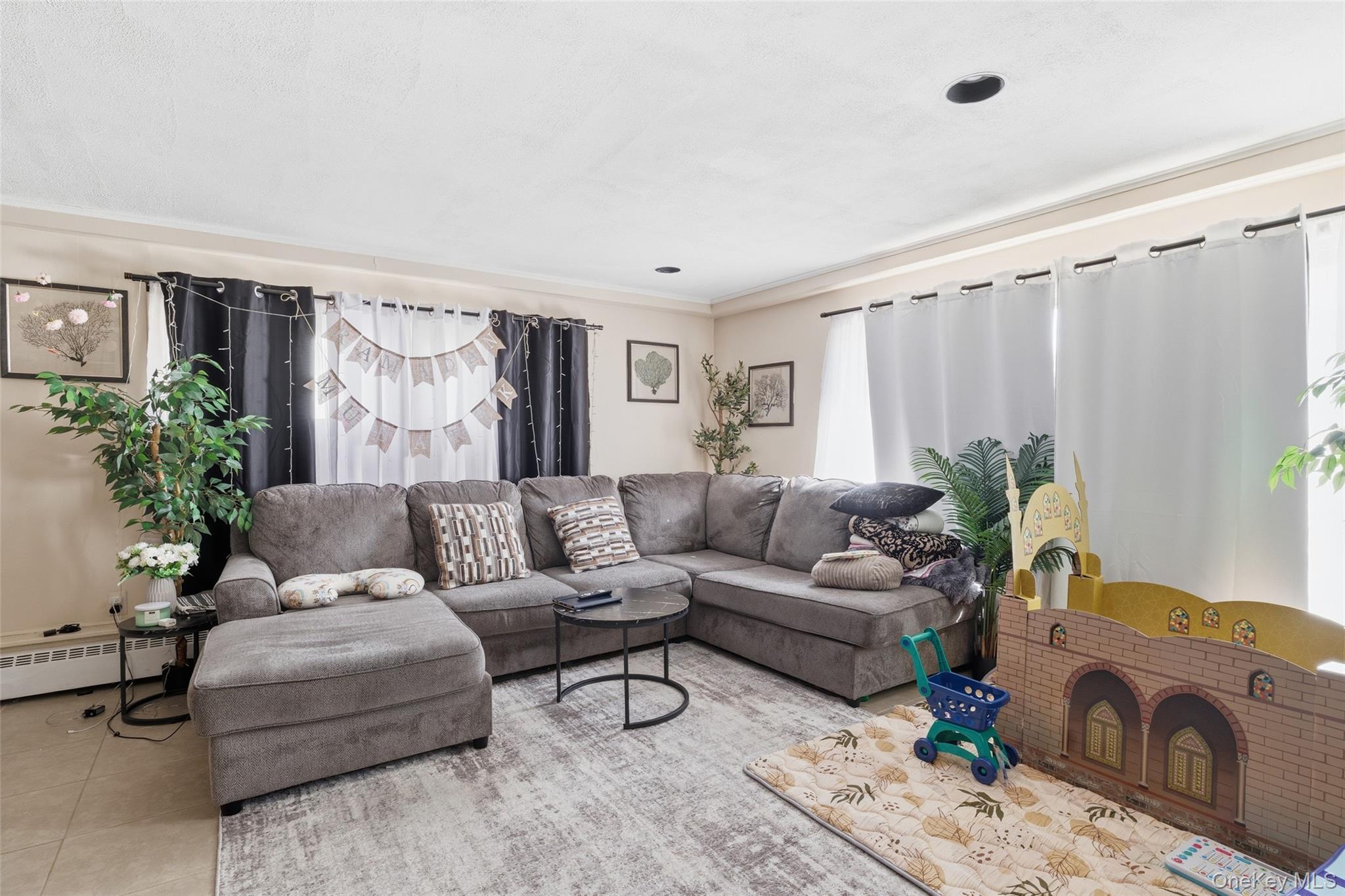 921 Edwards Boulevard Valley Stream, NY 11580 - Photo 18 of 29