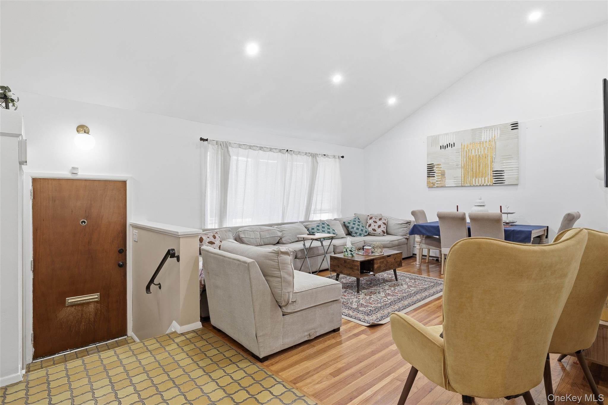 921 Edwards Boulevard Valley Stream, NY 11580 - Photo 2 of 29