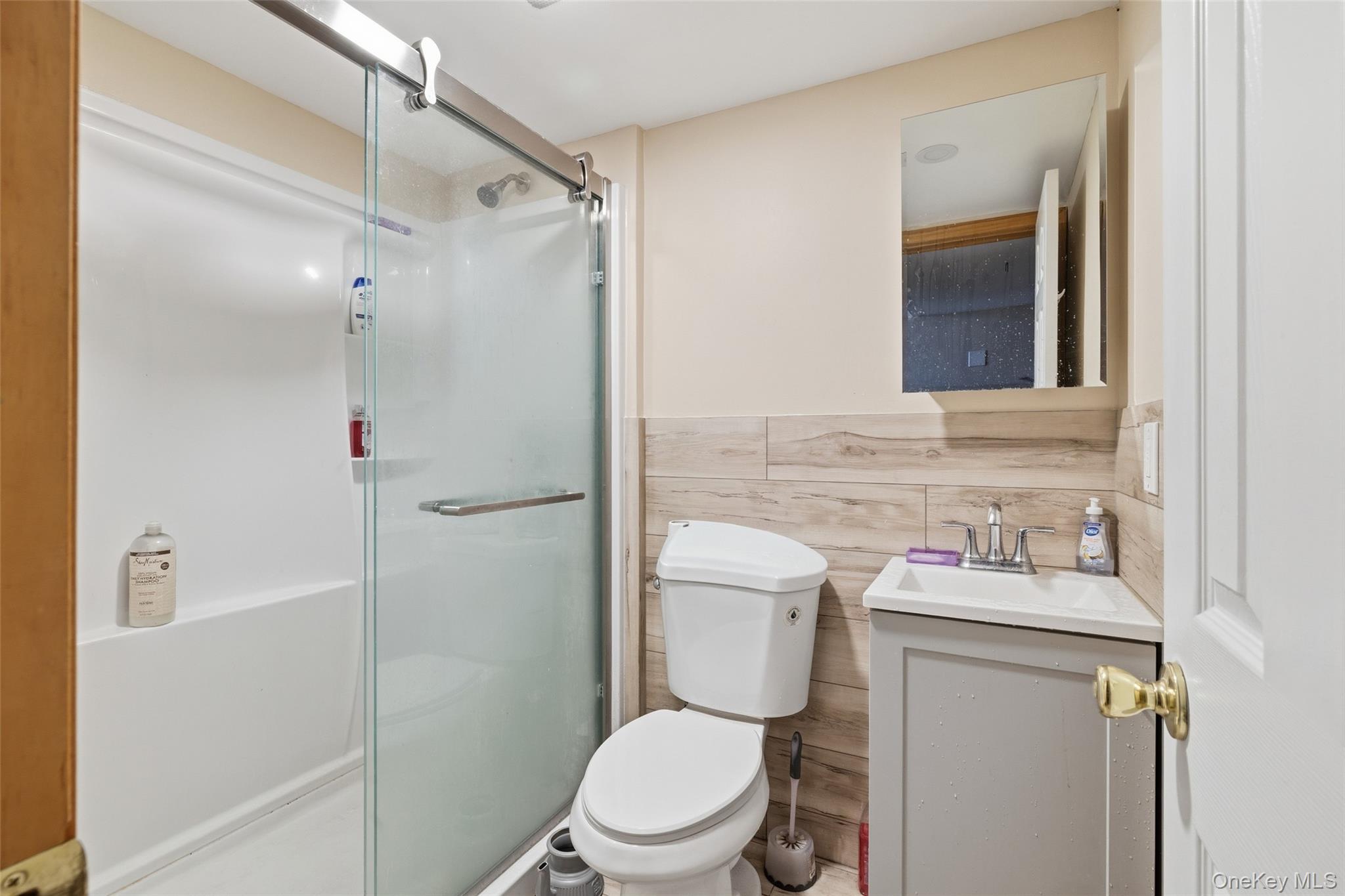 921 Edwards Boulevard Valley Stream, NY 11580 - Photo 21 of 29