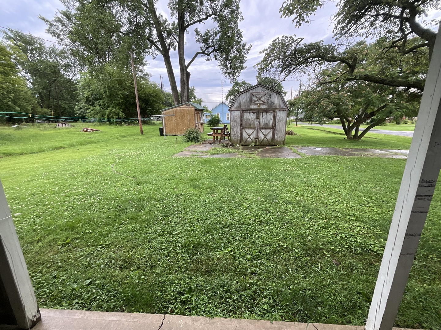 213 Maple Street Odin, IL 62870 - Photo 2 of 9