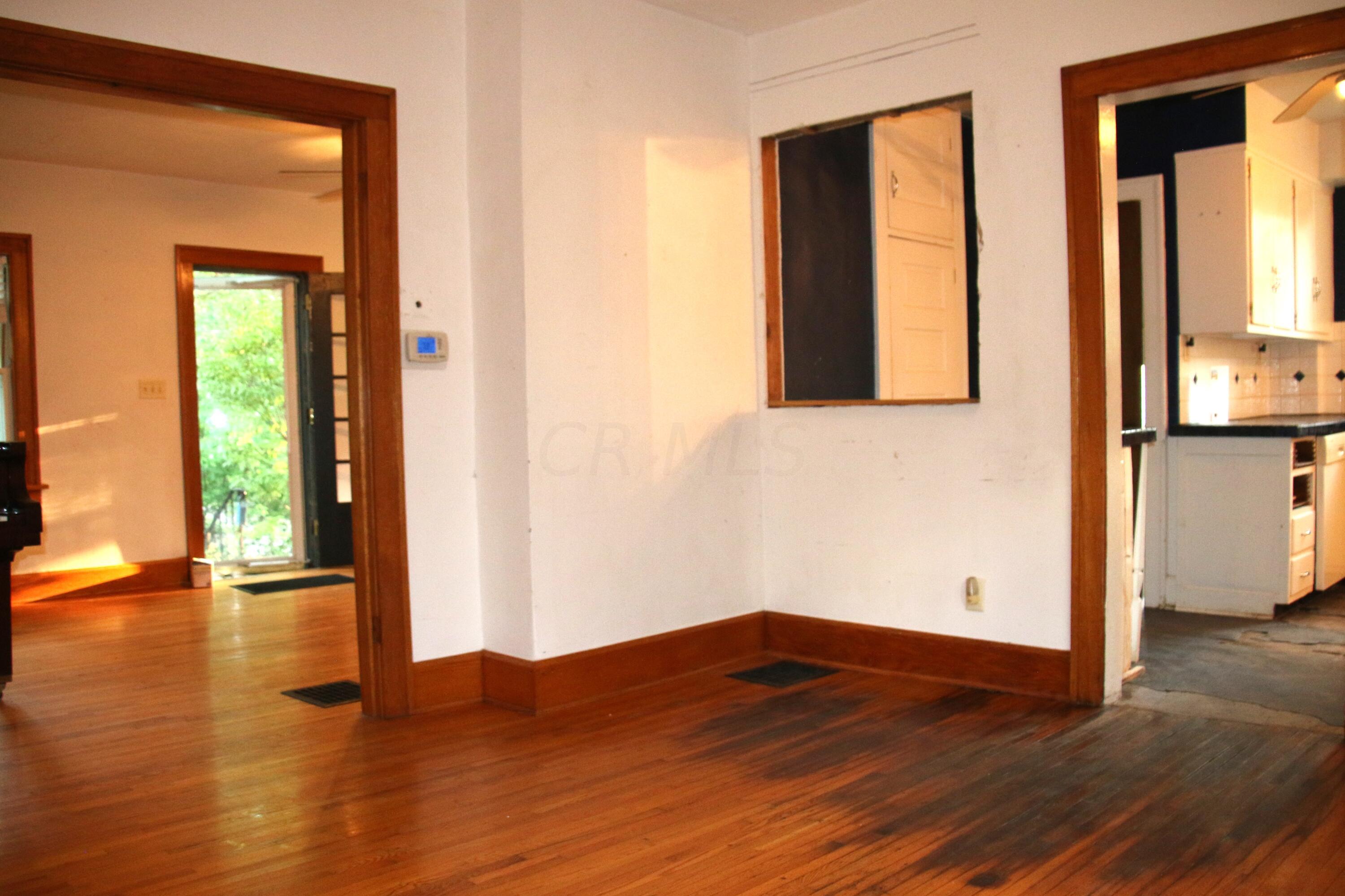 434 Midgard Road Columbus, OH 43202 - Photo 5 of 16 Dining Room