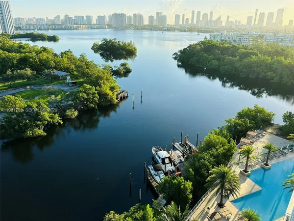 a view of a livingroom with furniture and window