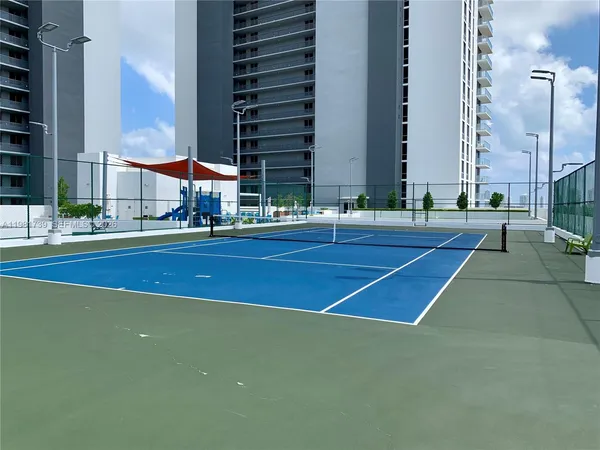 $4,150 | 16385 Biscayne Boulevard, Unit 1104, North Miami Beach, FL 33160