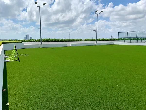 $4,150 | 16385 Biscayne Boulevard, Unit 1104, North Miami Beach, FL 33160