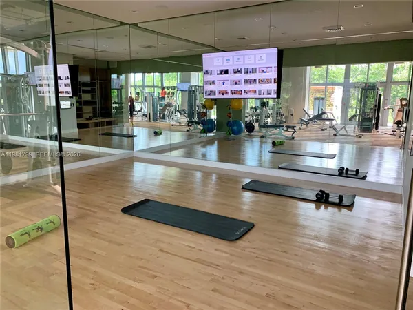 $4,150 | 16385 Biscayne Boulevard, Unit 1104, North Miami Beach, FL 33160