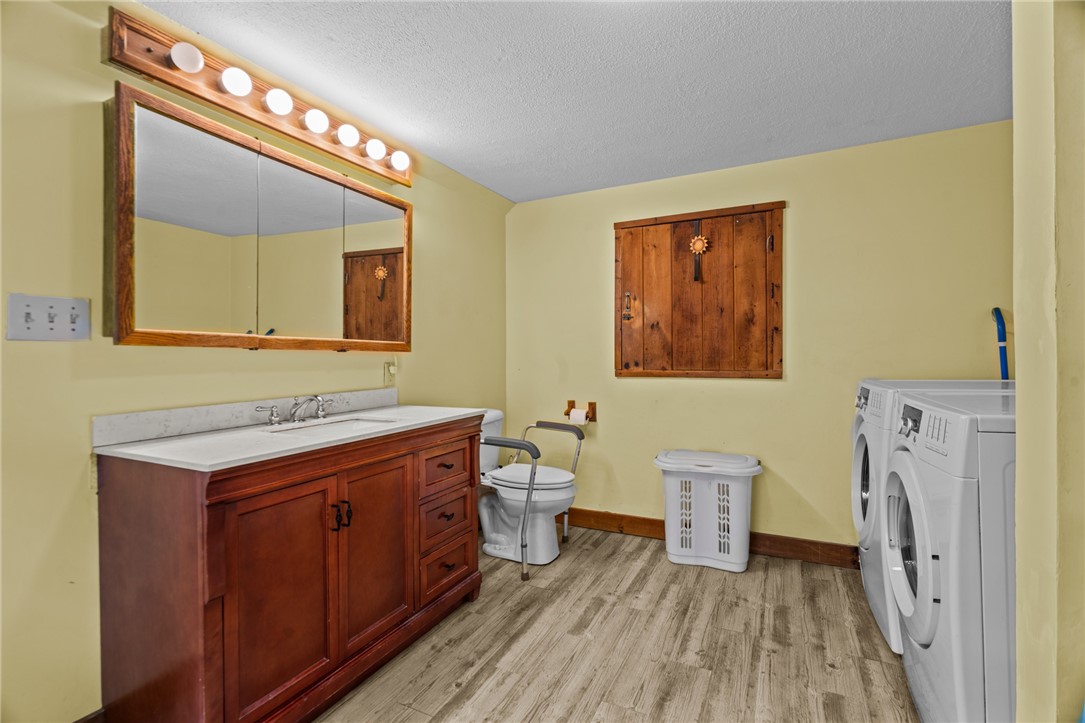 18 Dorr Drive Glocester, RI 02814 - Photo 38 of 45