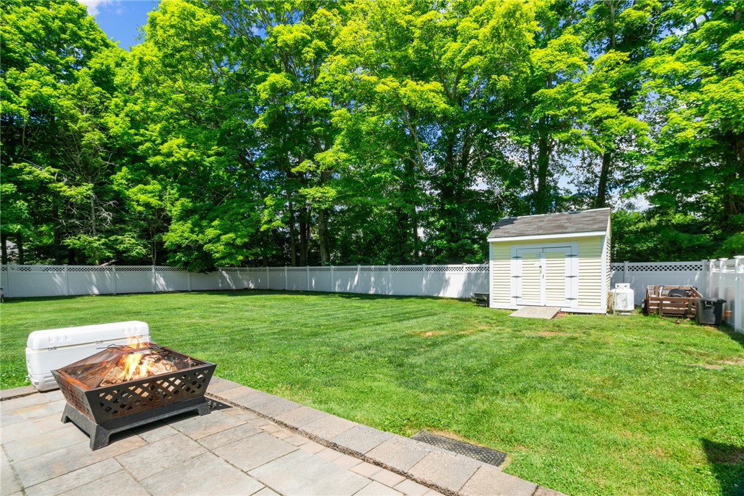 18 Dorr Drive Glocester, RI 02814 - Photo 9 of 45