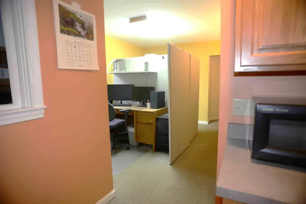 $715,000 | 51 Portsmouth Avenue, Exeter, NH 03833