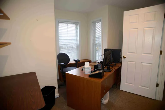 $715,000 | 51 Portsmouth Avenue, Exeter, NH 03833