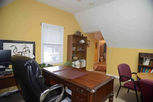 $715,000 | 51 Portsmouth Avenue, Exeter, NH 03833