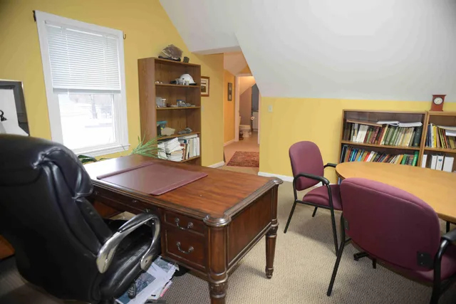 $715,000 | 51 Portsmouth Avenue, Exeter, NH 03833