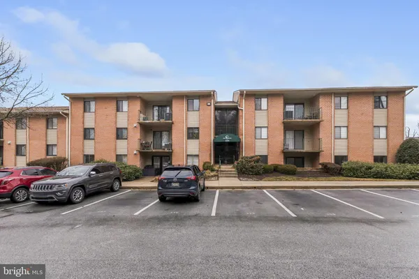 $232,500 | 1104 Lisadale Circle, Unit 1D, Baltimore, MD 21228