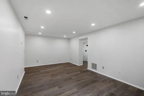 $227,500 | 1104 Lisadale Circle, Unit 1D, Baltimore, MD 21228