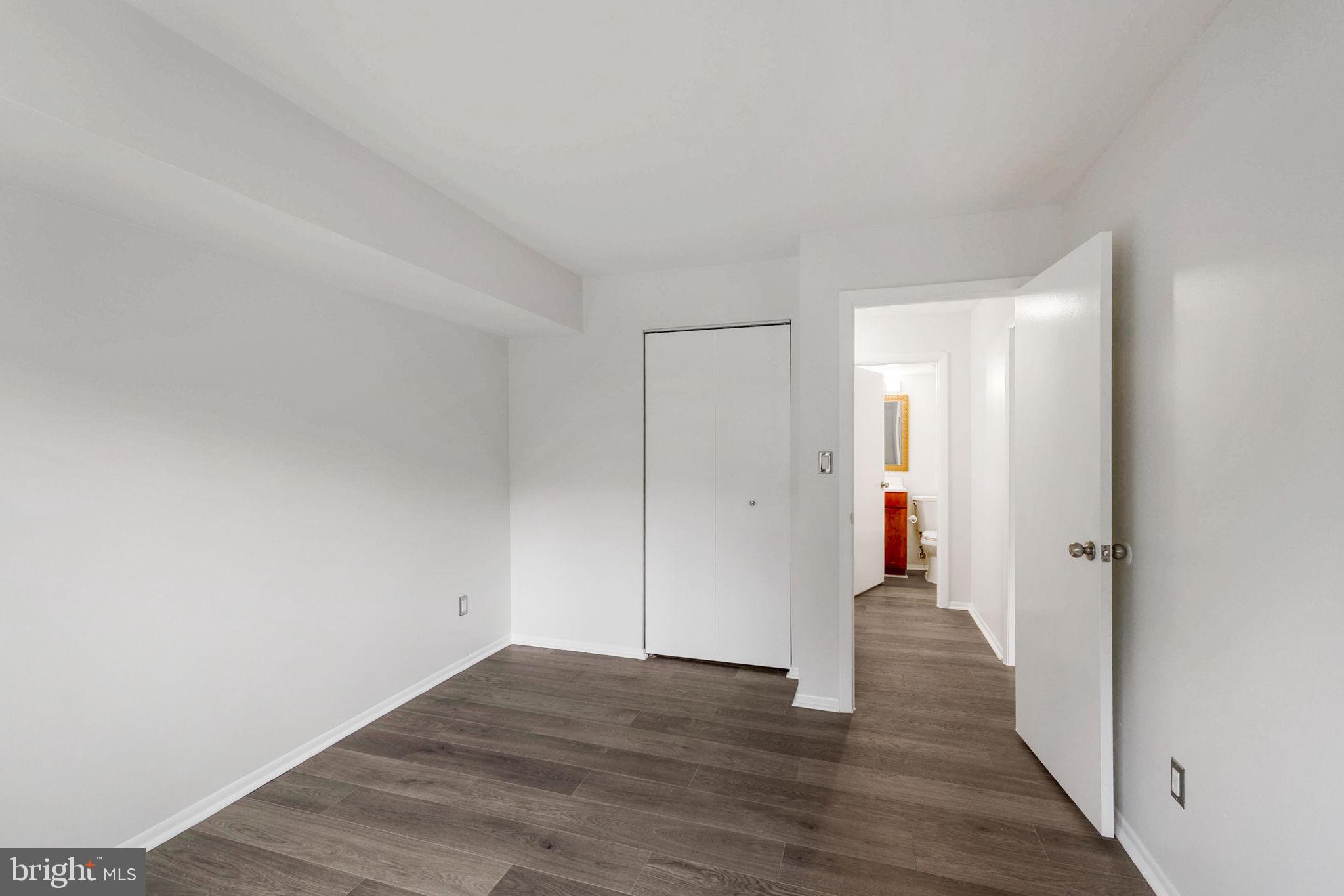 1104 Lisadale Circle, Unit 1D Baltimore, MD 21228 - Photo 25 of 35 2nd bedroom