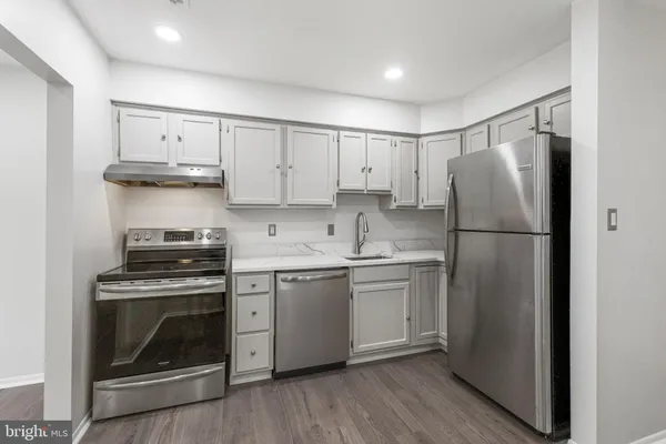 $227,500 | 1104 Lisadale Circle, Unit 1D, Baltimore, MD 21228