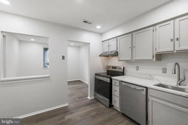 $227,500 | 1104 Lisadale Circle, Unit 1D, Baltimore, MD 21228