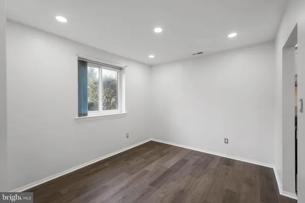$227,500 | 1104 Lisadale Circle, Unit 1D, Baltimore, MD 21228