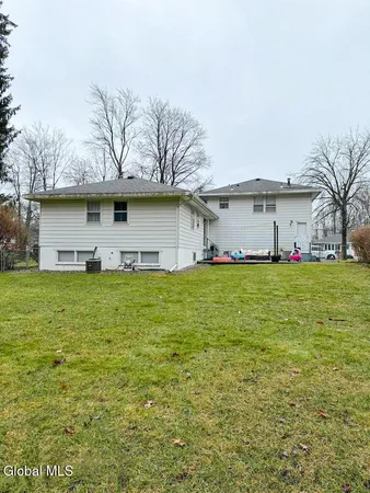 $2,500 | 79 A Wertman Lane, Unit A, Colonie, NY 12205