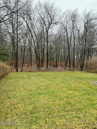 $2,500 | 79 A Wertman Lane, Unit A, Colonie, NY 12205