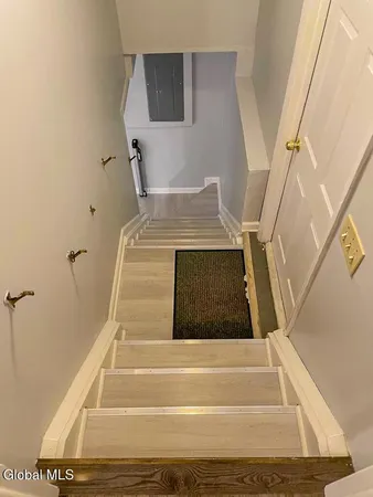 $2,500 | 79 A Wertman Lane, Unit A, Colonie, NY 12205