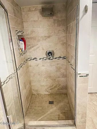 $2,500 | 79 A Wertman Lane, Unit A, Colonie, NY 12205