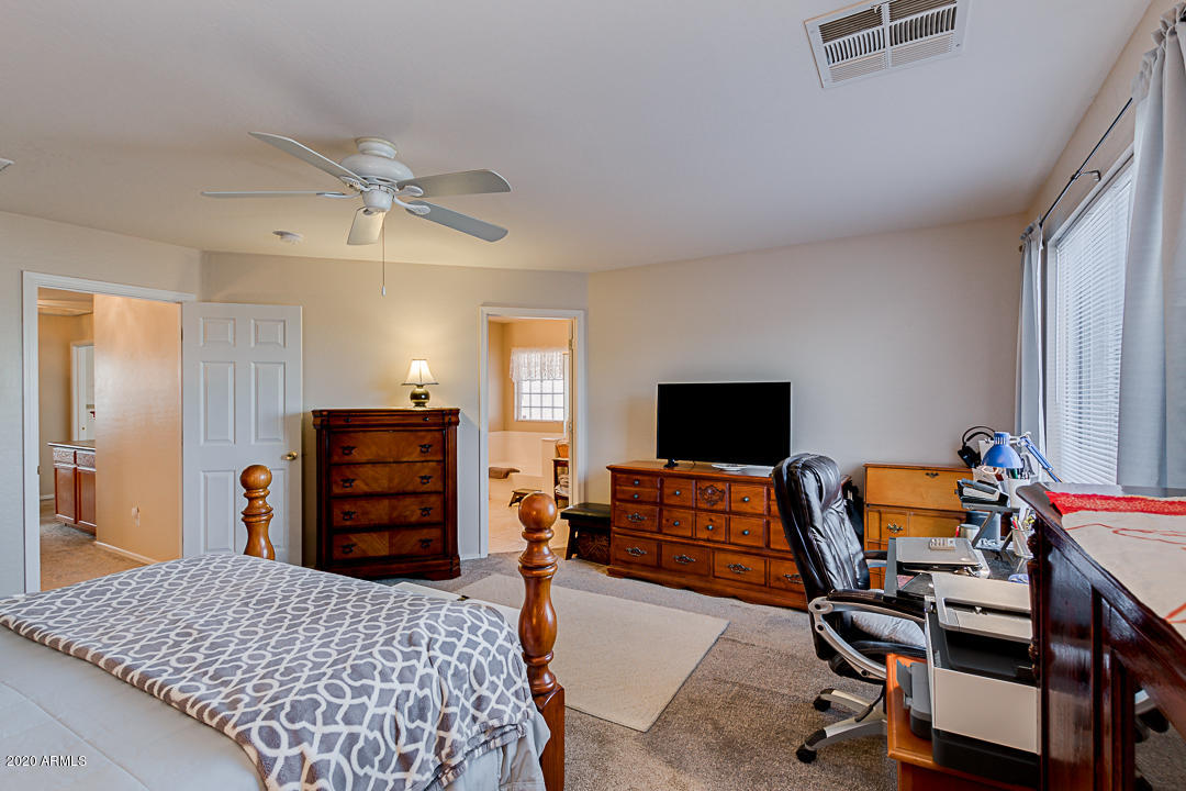 15724 West Redfield Road Surprise, AZ 85379 - Photo 14 of 24 20-Redfield