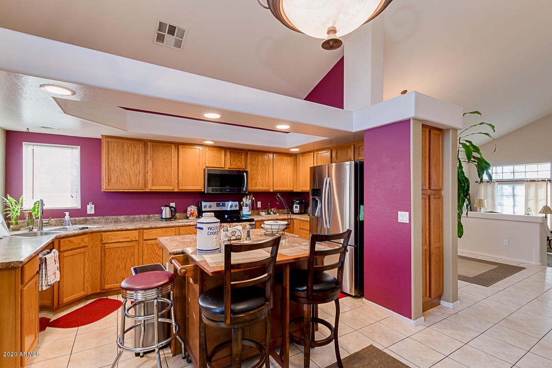 15724 West Redfield Road Surprise, AZ 85379 - Photo 7 of 24 09-Redfield