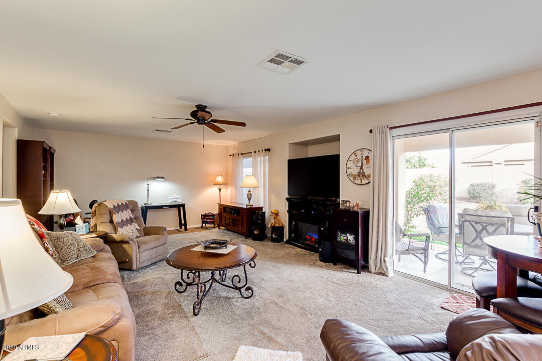15724 West Redfield Road Surprise, AZ 85379 - Photo 9 of 24 12-Redfield