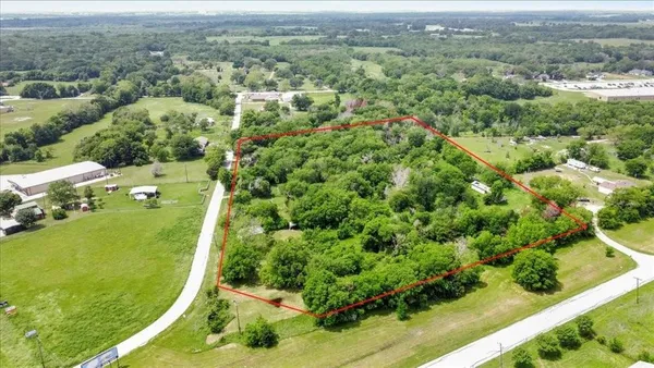 $120,000 | 107 North Commerce Street, Kemp, TX 75143