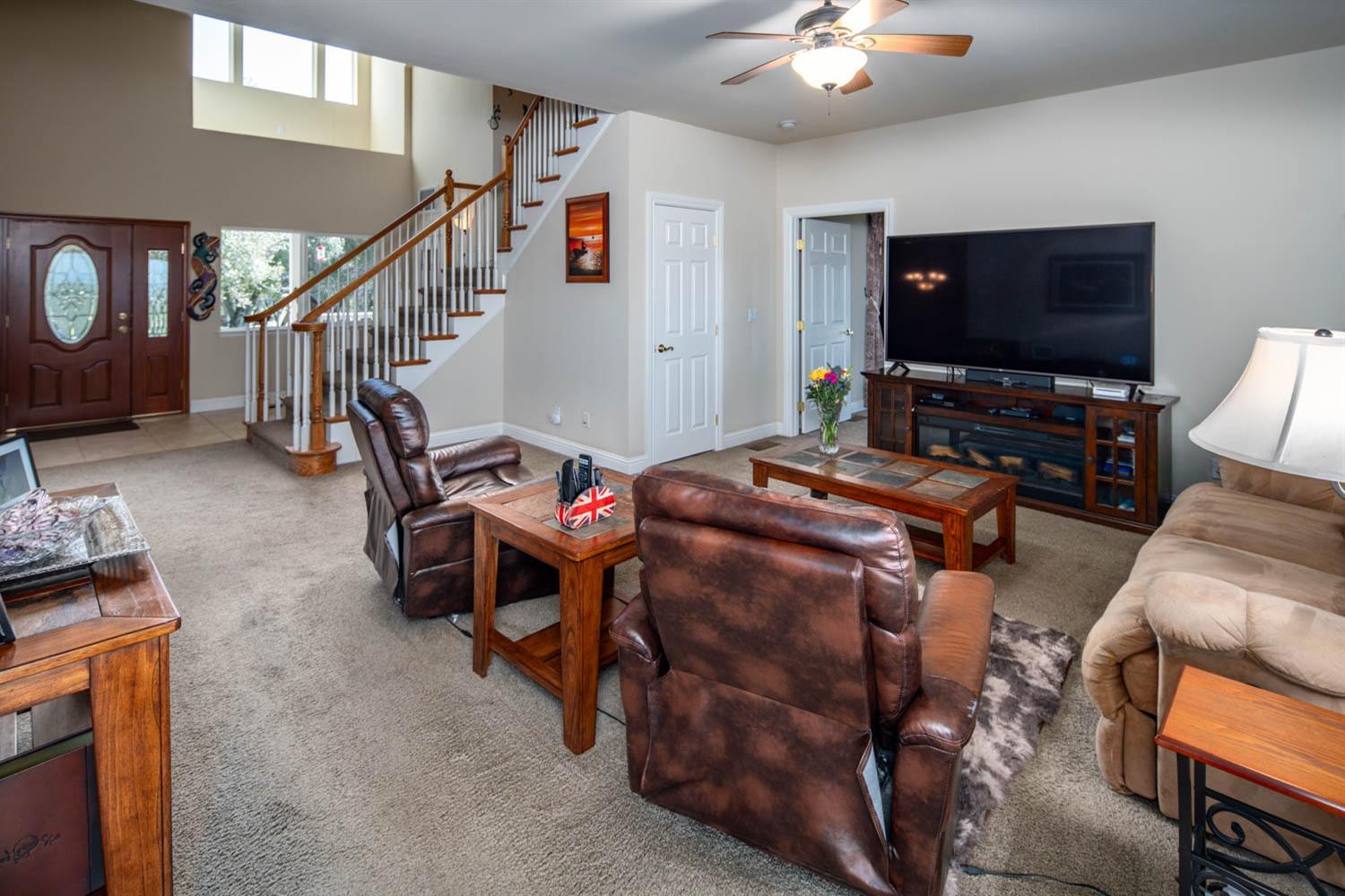 2661 Mountain Oak Lane Rescue, CA 95672 - Photo 28 of 88