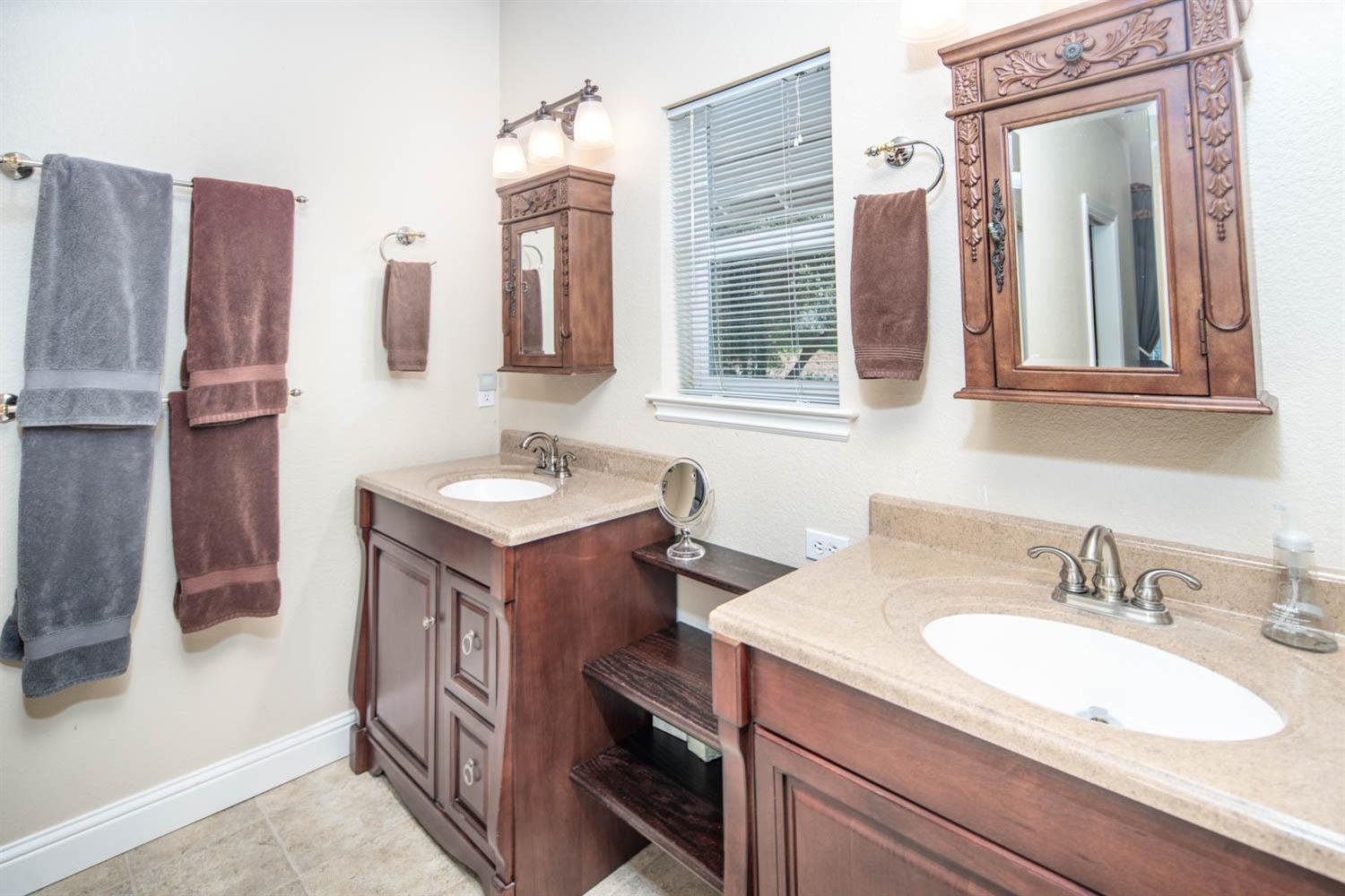 2661 Mountain Oak Lane Rescue, CA 95672 - Photo 36 of 88