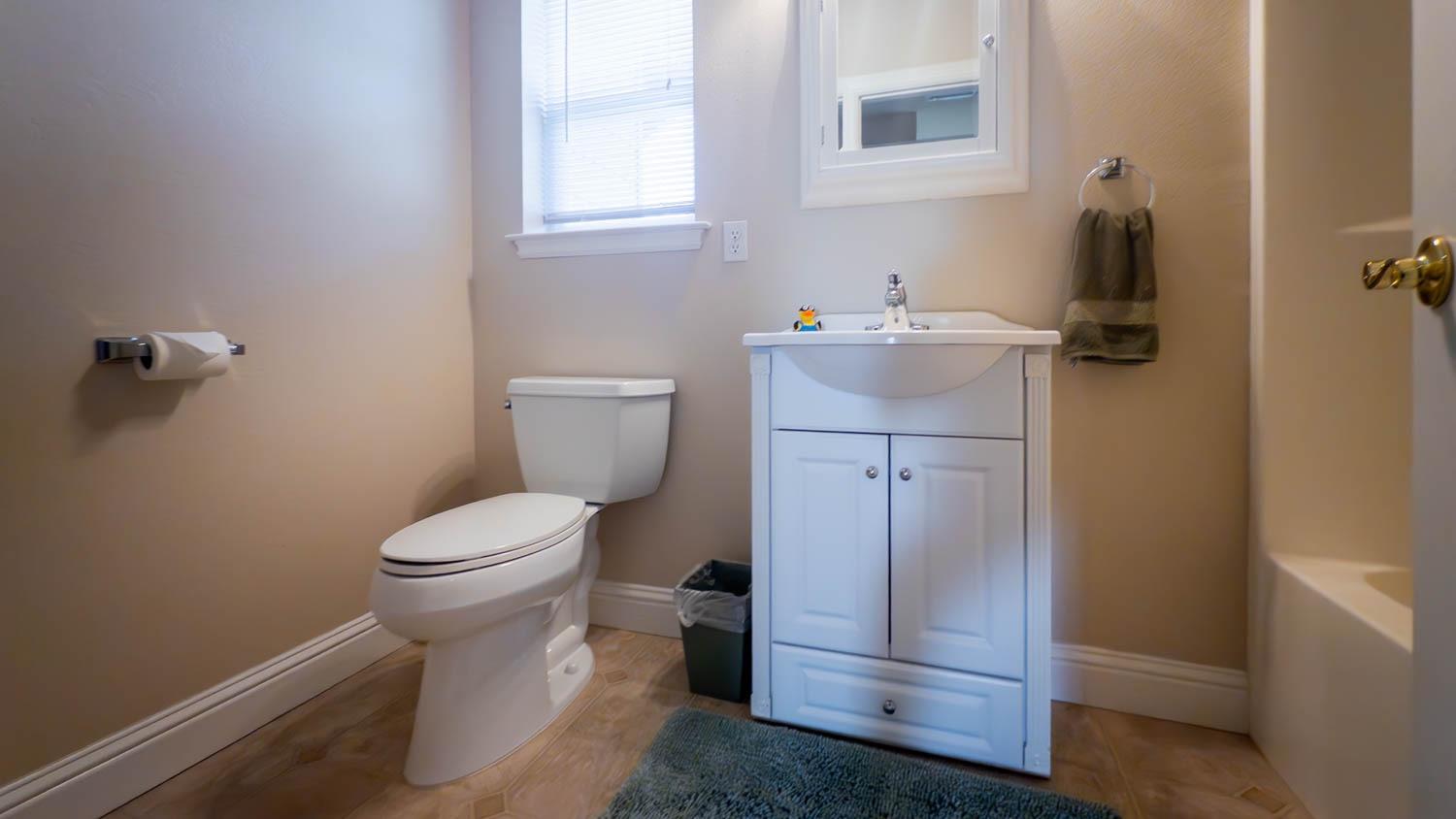 2661 Mountain Oak Lane Rescue, CA 95672 - Photo 45 of 88 Upstairs full bath