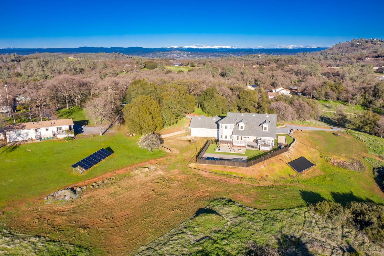 2661 Mountain Oak Lane Rescue, CA 95672 - Photo 10 of 88