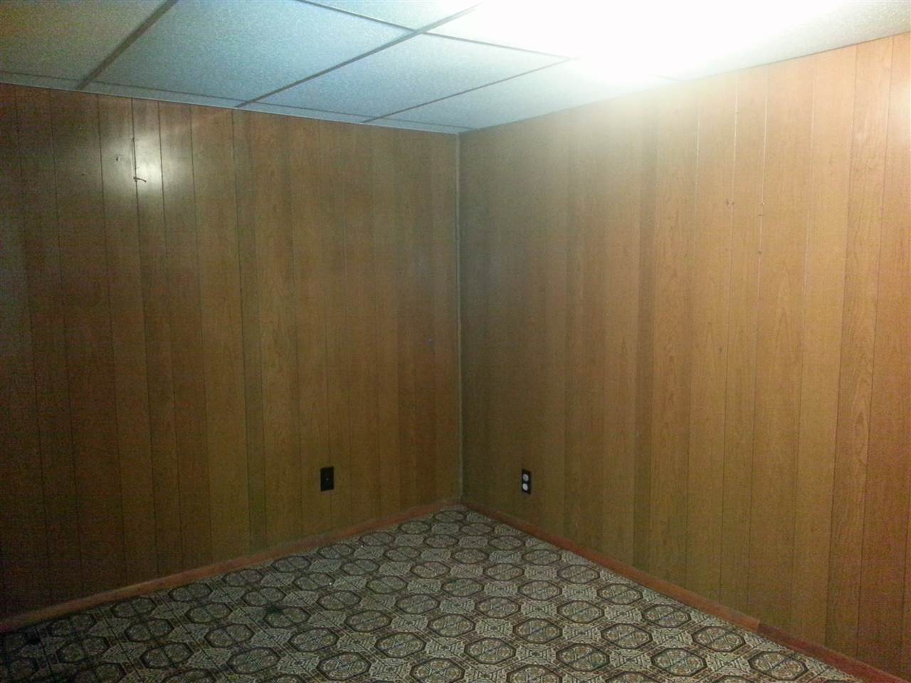 1313 Maxville Road Boonville, IN 47601 - Photo 12 of 19 Gallery Image 12