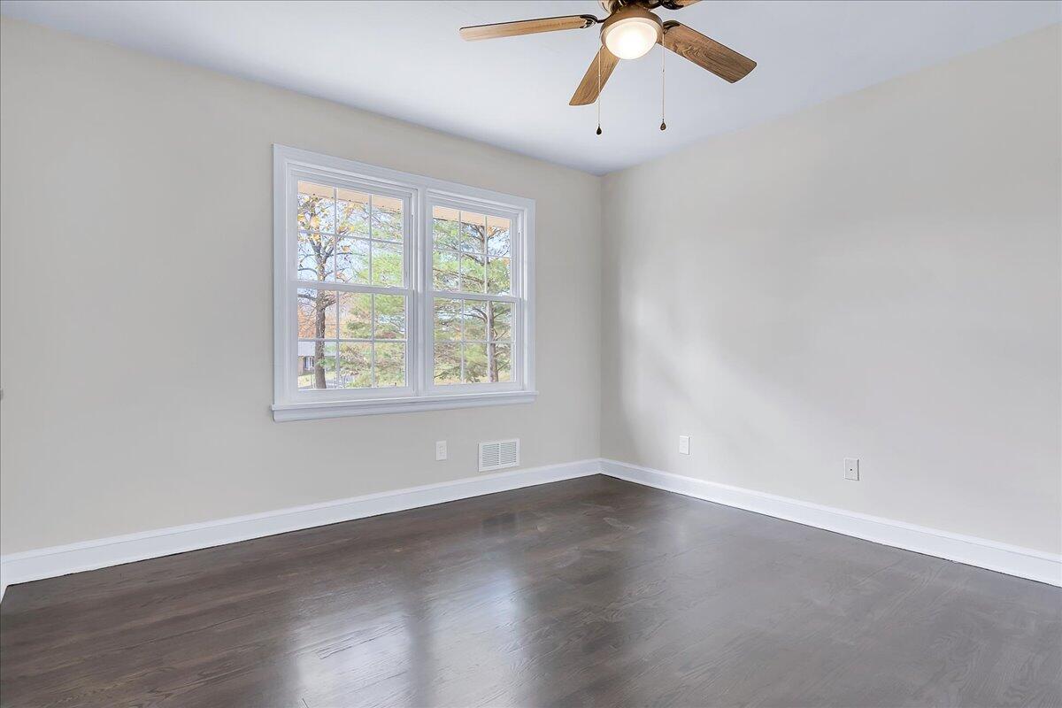 2462 Mountain View Road Vinton, VA 24179 - Photo 22 of 38 22-2462 Mountain View Rd_22