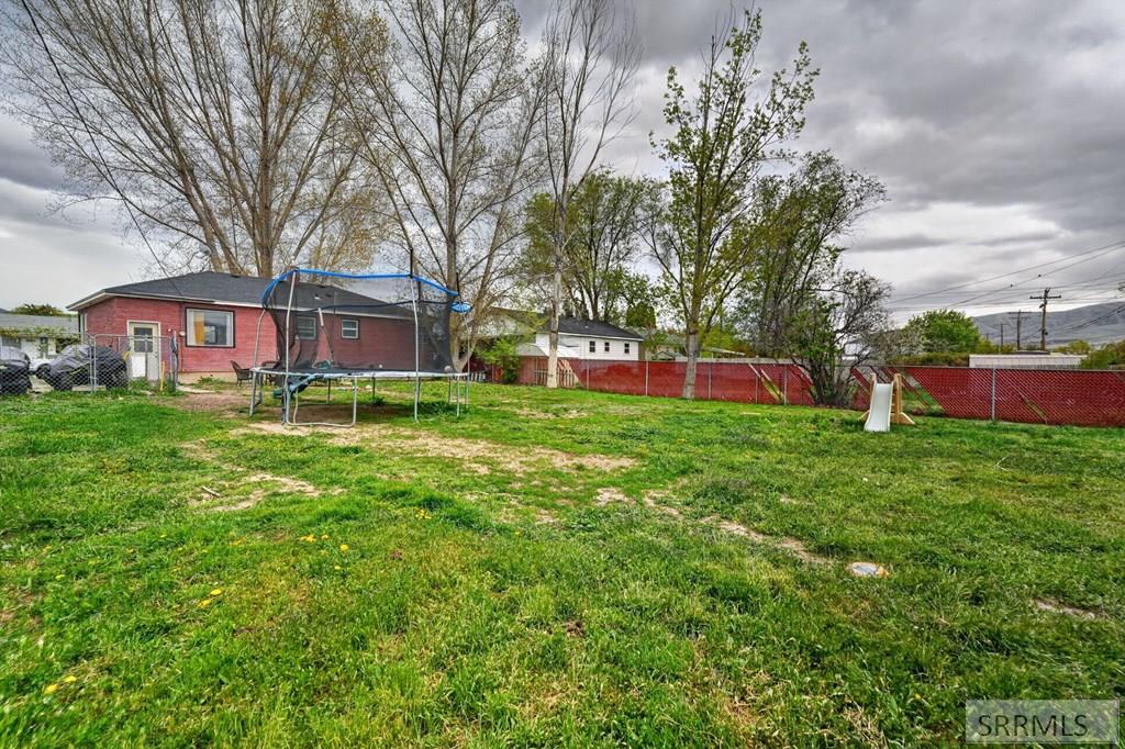 225 Filmore Avenue Pocatello, ID 83201 - Photo 34 of 48