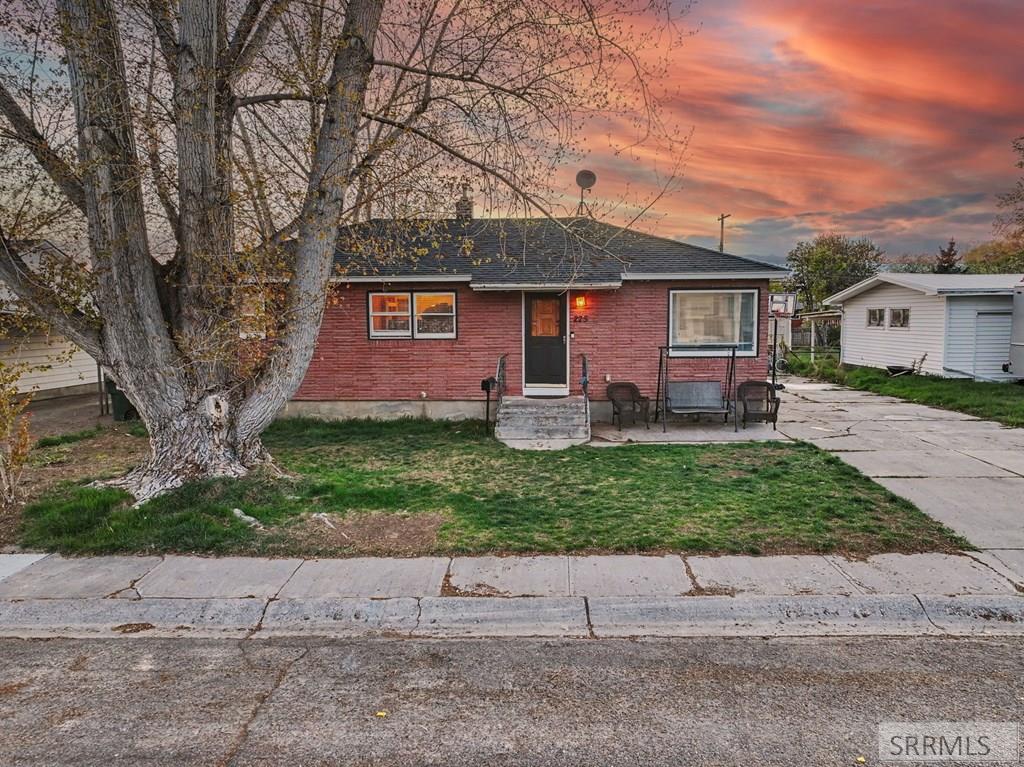 225 Filmore Avenue Pocatello, ID 83201 - Photo 46 of 48