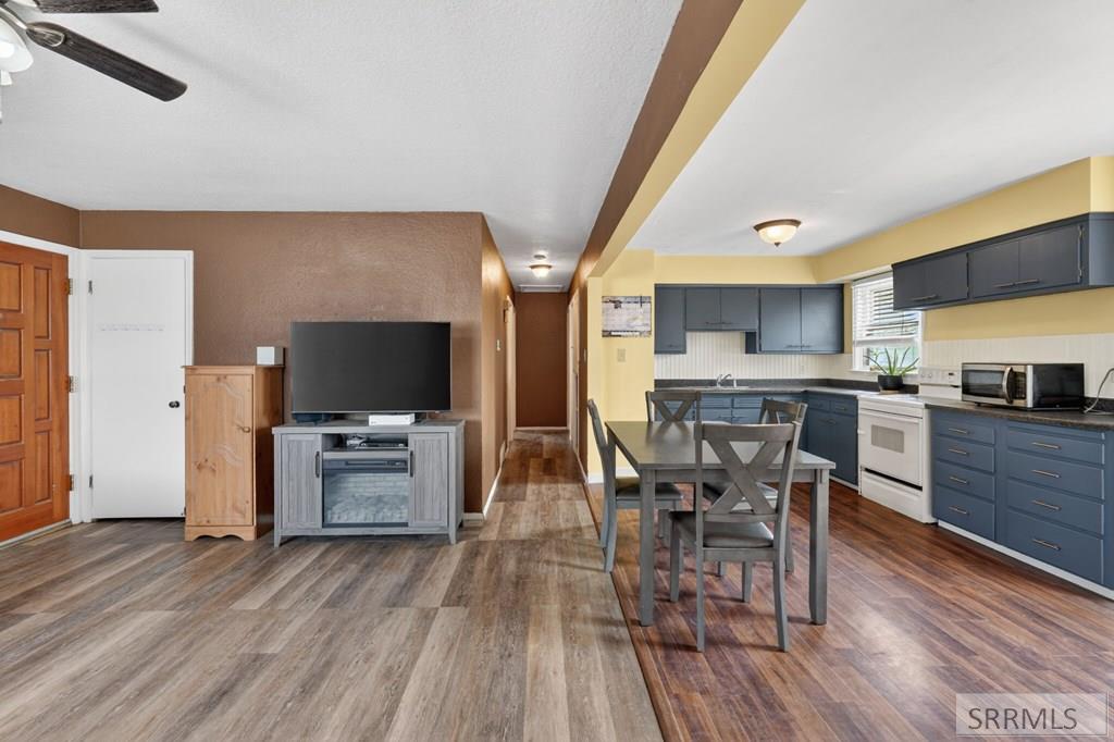 225 Filmore Avenue Pocatello, ID 83201 - Photo 7 of 48