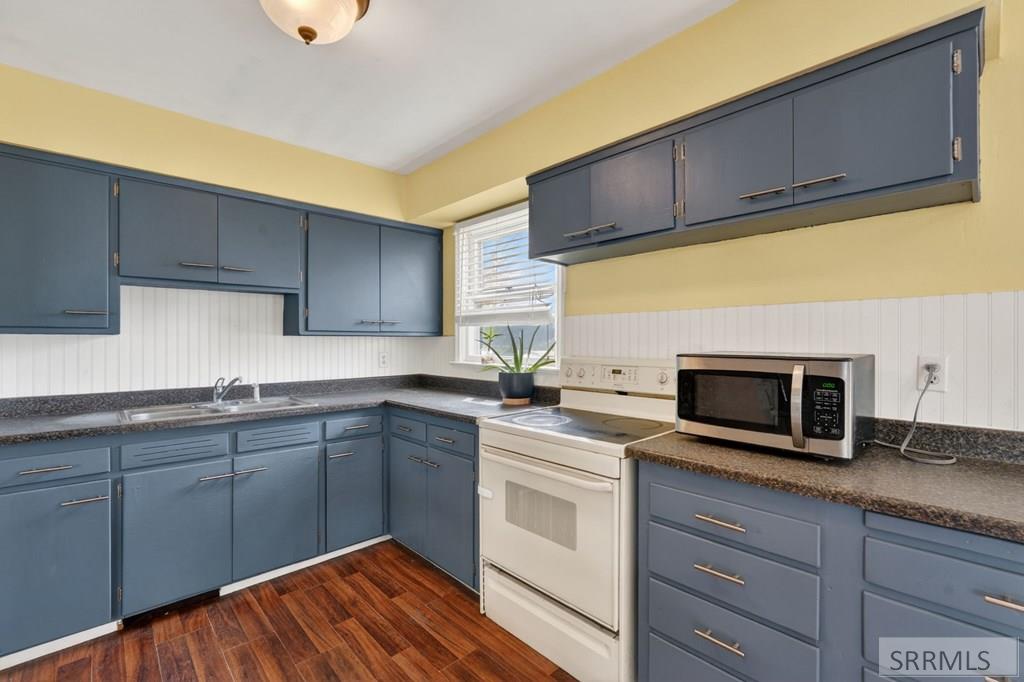 225 Filmore Avenue Pocatello, ID 83201 - Photo 9 of 48