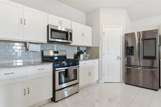 $245,000 | 2222 South Lake Michele Circle, Lake Charles, LA 70607