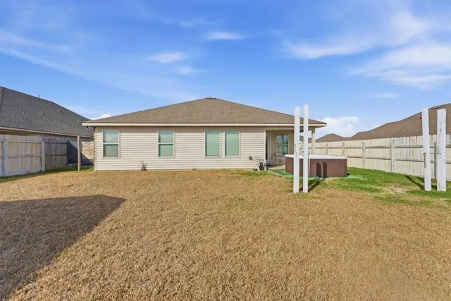 $245,000 | 2222 South Lake Michele Circle, Lake Charles, LA 70607