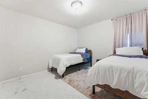 $245,000 | 2222 South Lake Michele Circle, Lake Charles, LA 70607