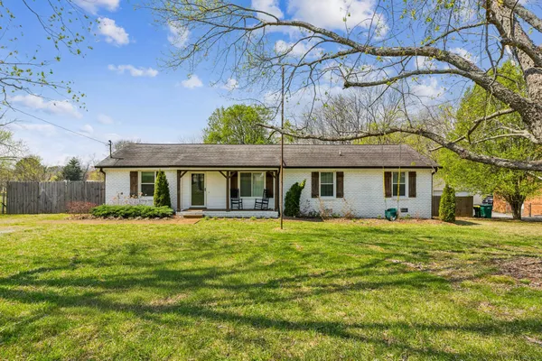 $415,000 | 843 North Palmers Chapel Road, White House, TN 37188