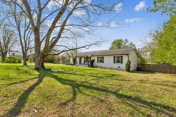 $415,000 | 843 North Palmers Chapel Road, White House, TN 37188