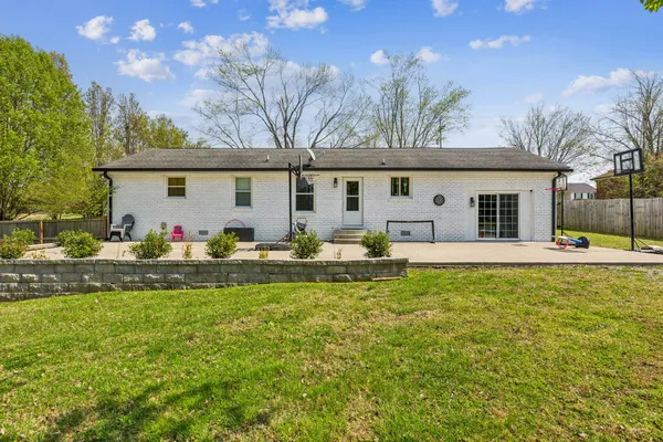 $415,000 | 843 North Palmers Chapel Road, White House, TN 37188