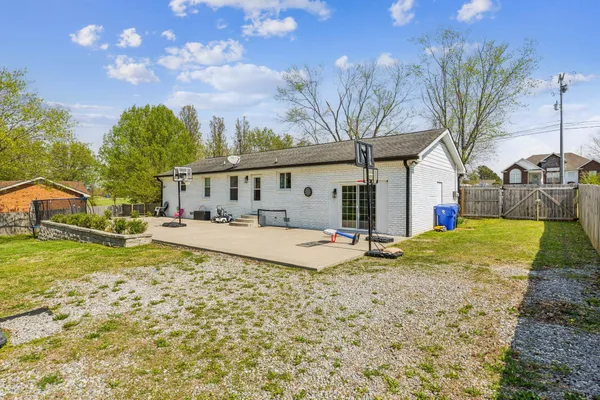 $415,000 | 843 North Palmers Chapel Road, White House, TN 37188