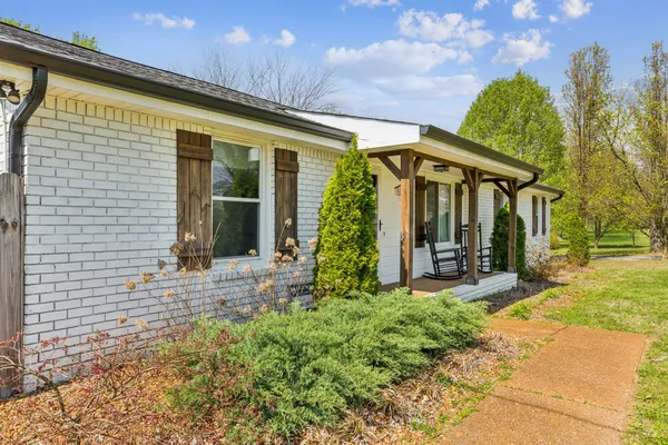 $415,000 | 843 North Palmers Chapel Road, White House, TN 37188