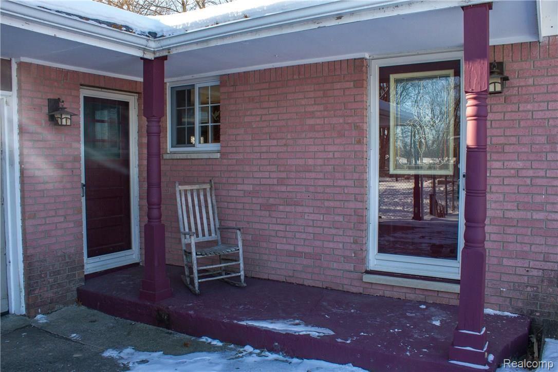 5501 Corunna Road Flint, MI 48532 - Photo 7 of 78 IMG_4466.jpg