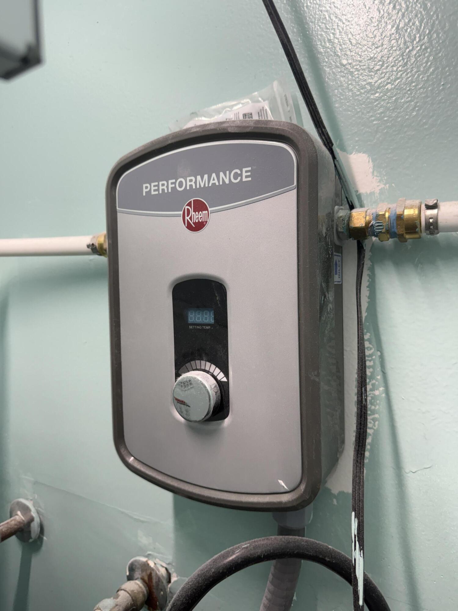 711 State Road, Unit 4A Summerland Key, FL 33042 - Photo 23 of 28 on demand heater